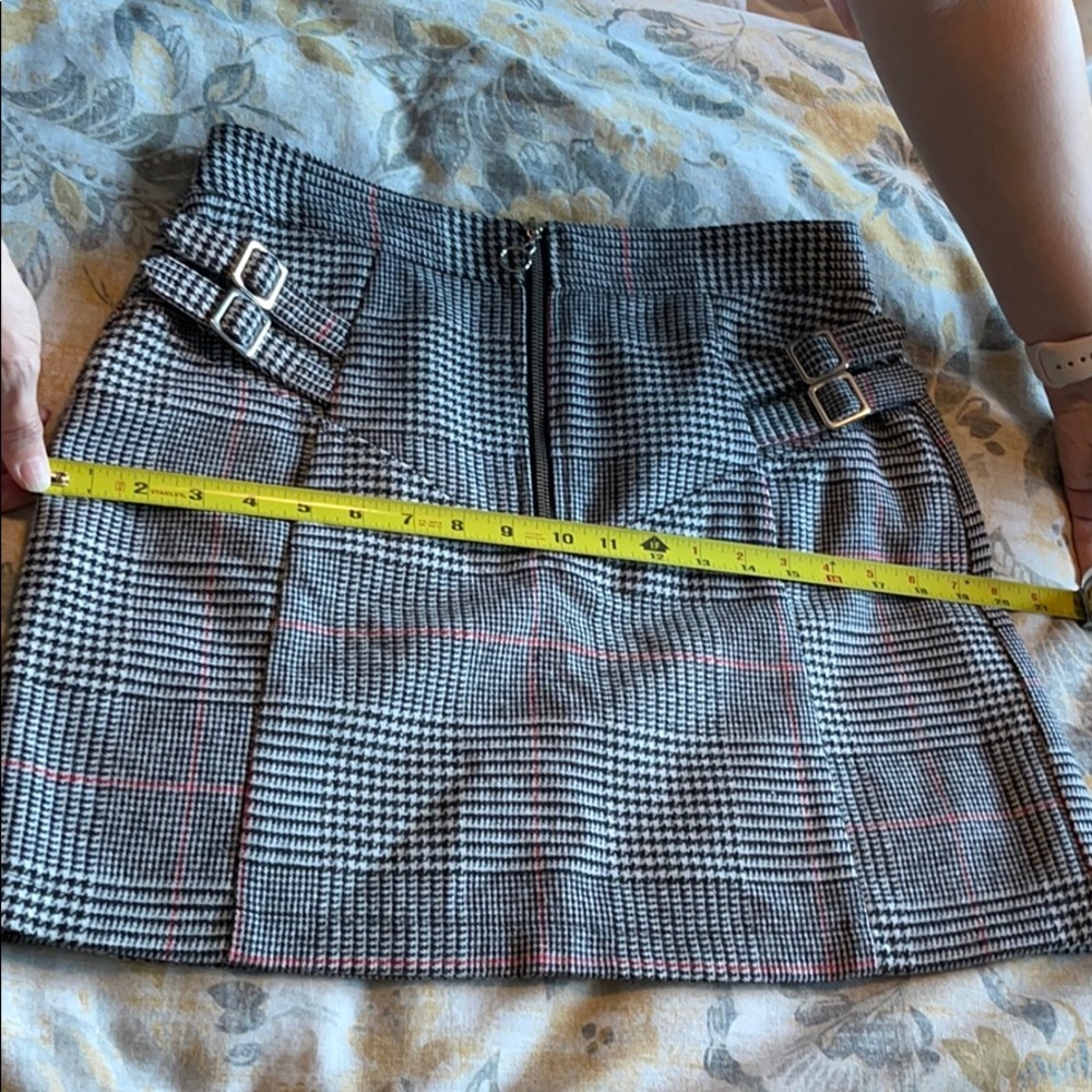Buckle Side Checked Mini Skirt - Picture 6 of 7
